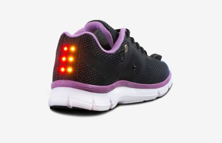 Girl's Night Runner Shoes With LED Lights (size: 36)